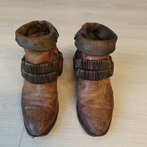 Freebird by Steven Eve ankle boot in Camel size 8